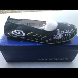 Maria Pia Fiji Flats